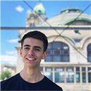 Étudiant disponible pour différentes matières tel que les maths ou physique