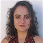 Profesora de Bioquímica y Biología Molecular. Experta en metabolismo y su regulación. 