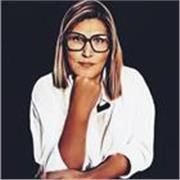Profesora de Psicología General y de la Salud. Guío y apoyo a estudiantes apasionados por la mente humana y el bienestar.