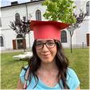 Laureata magistrale in Biotecnologie Mediche, offre lezioni di Matematica, Biologia, Chimica, Inglese, Spagnolo e tedesco