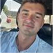 Profesor de inglés con experiencia en EE. UU. Doy clases a niños, jóvenes y adultos, presenciales u online.