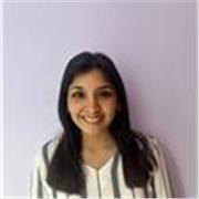 Profesora de español imparte clases divertidas y eficientes