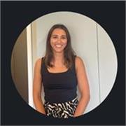 Native English tutor, offering online lessons or in person in the Suffolk or Surrey area in the UK. 