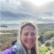 I am extremely motivated, committed and resilient individual with excellent communication skills. My outgoing nature allows me to build relationships very quickly and I am highly resourceful around people. My lessons can be adapted from young people aged