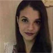 Laureata magistrale in Traduzione Specialistica impartisce lezioni di inglese, spagnolo, russo e tedesco
