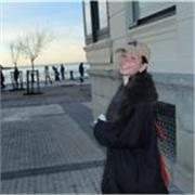 Doy clases de inglés para preparar y reforzar el nivel First.
Explicaciones claras, práctica de speaking, grammar y writing