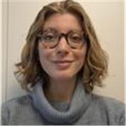 Laureata in Linguistica propone lezioni di inglese per medie e superiori. Propongo aiuto compiti, ripetizioni o lezioni specifiche