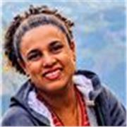 Insegnante madrelingua portoghese impartisce lezioni online