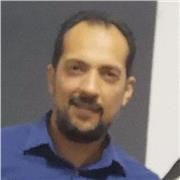 Profesor de guitarra imparte clases particulares a personas de todas las edades, para iniciados y para avanzados. Varios estilos de música. Aprende de manera rápida y divertida