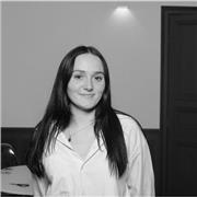 Soutien scolaire niveau collège et SES niveau lycée, diplômée d’un master en économie, expérience d’enseignement, à Bordeaux