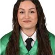 Me defino como una profesional de la educación, pedagoga, con un enfoque cercano, estructurado y orientado a la mejora