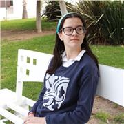 Profesora de escritura creativa y redacción con más de dos años de experiencia docente y cinco en el campo de la literatura