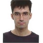Profesor de Inglés (Con nivel C1), Historia, Geografía e Historia del Arte titulado con dos másteres.