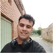 Soy Científico Marino de carrera, con formación en la comunicación científica y contacto desde pequeño con técnicas pedagógicas aprendidas de mi madre, profesora de instituto. Me gustaría impartir Biología a nivel de Bachillerato/Primer curso de univers