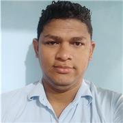 Técnico en sistemas y bilingüe en portugués