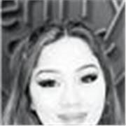 Profesora de inglés. 
Me crie en Londres, y llevo más de 5 años en España dando clases particulares de inglés.