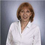 Profesorka stpskog jezika i književnosti. 30 godia predavačkog isustava. Podučavam sve uzraste različitih predznanja