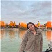 Profesora de inglés para primaria y secundaria con entusiasmo para enseñar.