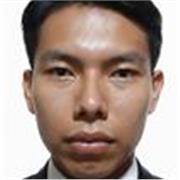 Profesor de contabilidad, imparte clases a jóvenes estudiantes de contabilidad