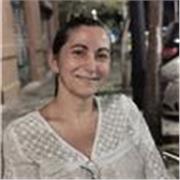 Profesora de Biologìa apta para todas las edades y perfile