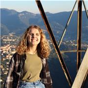 Etudiante en Master de Sciences je me propose pour faire du soutiens scolaire pour des élèves de niveau primaire et collège