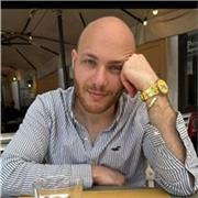 Sai che l'inglese ti servirà, ma ti sembra troppo difficile? Con un bel ripasso e un poco di esercizio riusciremo a destreggiarci