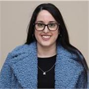 Soy profesora de Lengua y Literatura y ofrezco clases de esta disciplina para Enseñanza Media y PTU