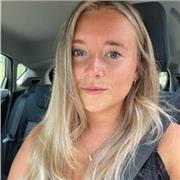 Étudiante en BTS, je souhaite aider les élèves.