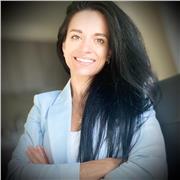 I provide one-on-one lessons customised to your abilities and learning objectives.