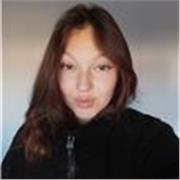 Soy una chica de 20 años positiva y proactiva. Soy paciente y respetuosa, y me gustaría enseñar a niños de primaria o ESO.