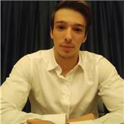 Per ragazzi del liceo o delle medie che trovano qualche difficoltà nelle materie umanistiche :)