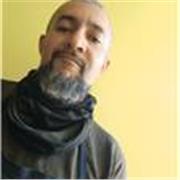 Maestro joyero, especialista en terminado de piezas de joyería a mano