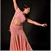 Maestra certificada por programas internacionales imparte clases divertidas multinivel. Danza árabe, ballet, flexibilidad, acondicionamiento físico