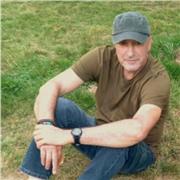 Lezioni di chitarra acustica/elettrica, in relazione a gli obbiettivi che vuoi raggiungere:imparare lo strumento da soddisfazioni