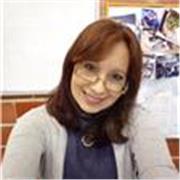 Licenciada arte  mención música con más de 30 años de experiencia 