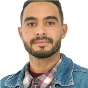 Je suis hamza Moujahid j'ai 28 ans , et j'ai deux diplômes