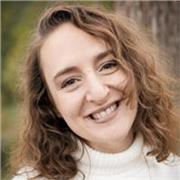 CELTA-Certified American English Teacher | Build Confidence in English