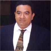 Soy docente Universitario, licenciado en Derecho y Economia