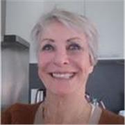 Prof à domicile donne des cours de français et d'espagnol. Beaucoup de conversation, ponctuée par des rappels en grammaire 