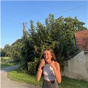 Étant actuellement étudiante en première dans le lycée saint-pierre Brunoy je peux vous donner des cours de tout type (pour les enfants de moins de 11ans)