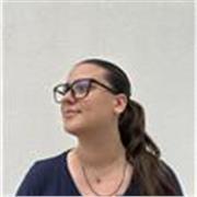 Sono diplomata in geometri e sto studiando Interior Design all’università