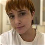Studentessa universitaria impartisce lezioni di inglese, italiano (letteratura e grammatica, epica per i ragazzi delle medie)