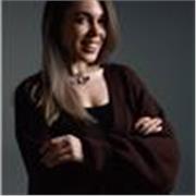 Lektor języka angielskiego pracujący metodą komunikacyjną, aktywny wykładowca na europejskim uniwersytecie