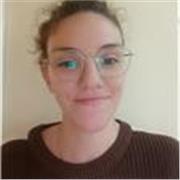 Diplomata in Lingue offre ripetizioni di lingua inglese per studenti elementari e medie