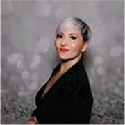 Erfahrene Ganztagsschul Pädagogin (Volksschule) die gerne Kindern beim Lernen hilft und Gefuld hat. Ich nehme mir Zeit für dich. 