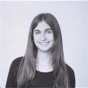Estudiante de Relaciones Internacionales ofrece clases particulares de inglés, economía y apoyo escolar en Bilbao.