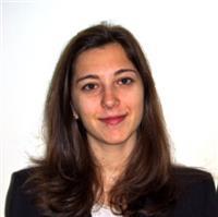 Laureata in lingue e culture moderne all' università degli studi di genova