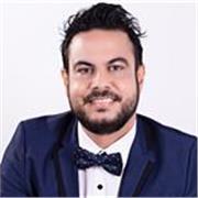 Profesor de piano cubano para todas las edades con gran experiencia en pedagogía musical