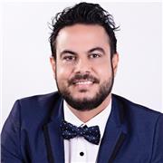 Profesor de piano cubano para todas las edades con gran experiencia en pedagogía musical