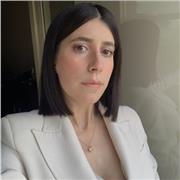 “Educazione che fa la differenza”
Sostegno e aiuto compiti online per ragazzi fragili.